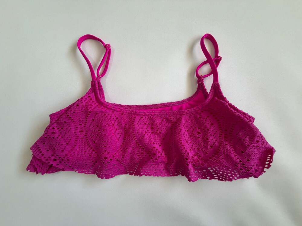 dELiAs Pink Crochet Bikini Top Size L Ruffle Eyelet Crop Swim Top